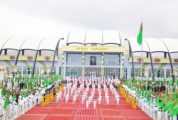 CONSTRUCTION AND EQUIPMENT OF A SPORTS COMPLEX FOR 1500 SEATS IN THE CITY OF MAGDANLY.